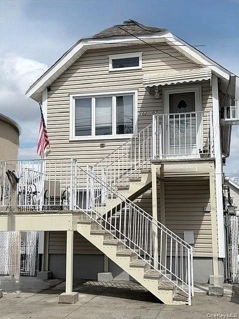 10207 Davenport Court