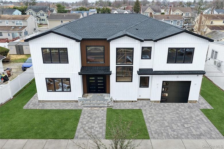 1025 Mirabelle Avenue