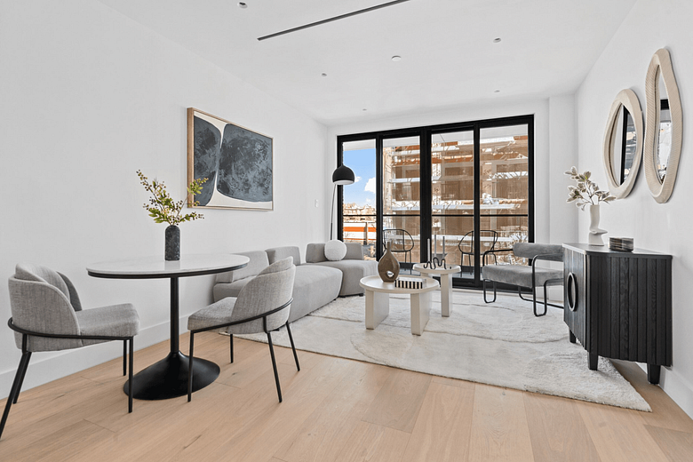 1025 Pacific Street #4B