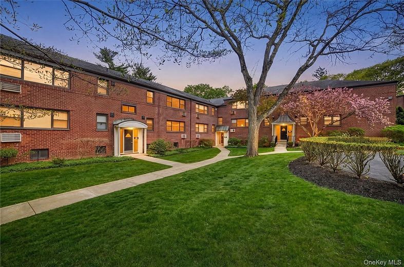 103 Beacon Hill Drive #D15