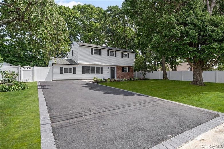 103 Bonnie Road
