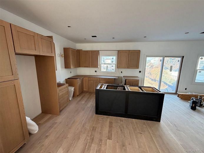 103 Clocks Boulevard