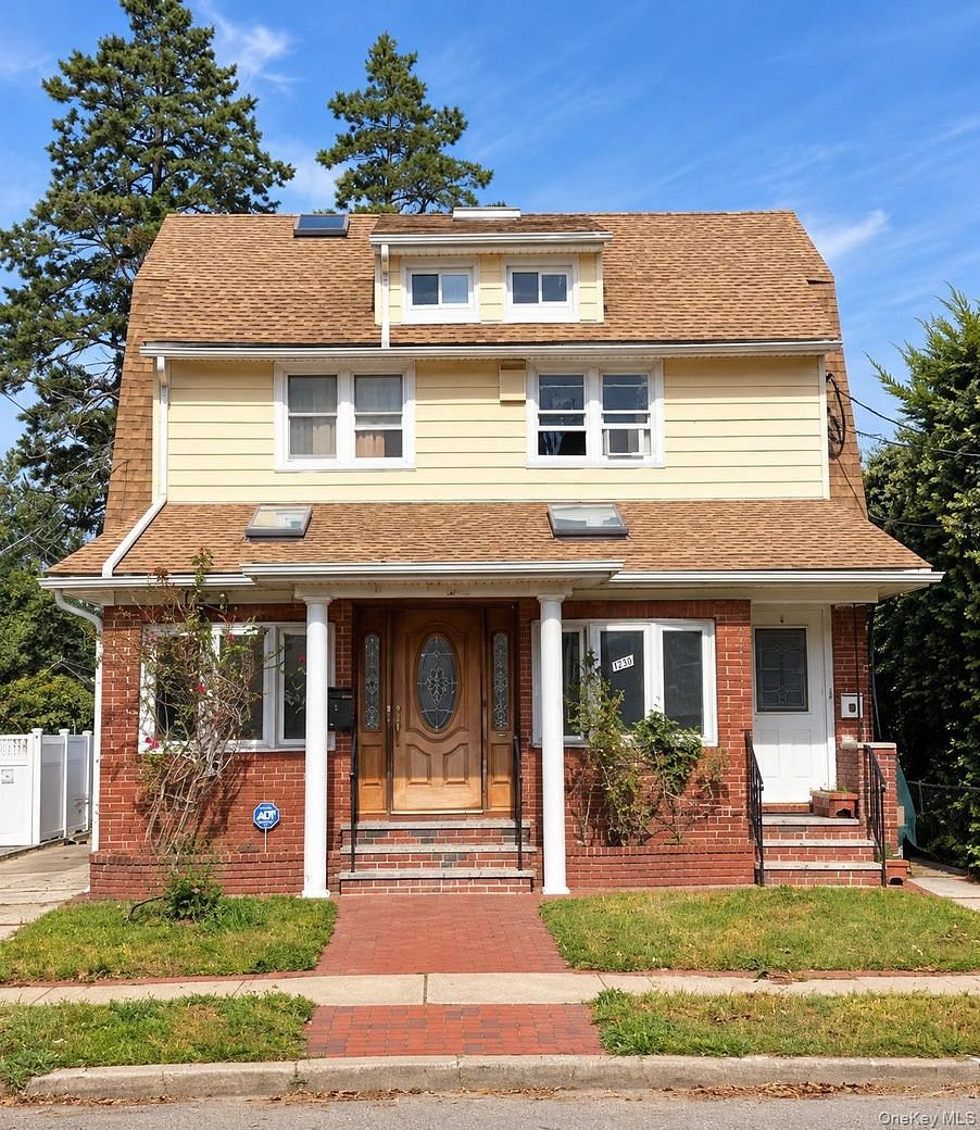 103 E Saint Marks Place