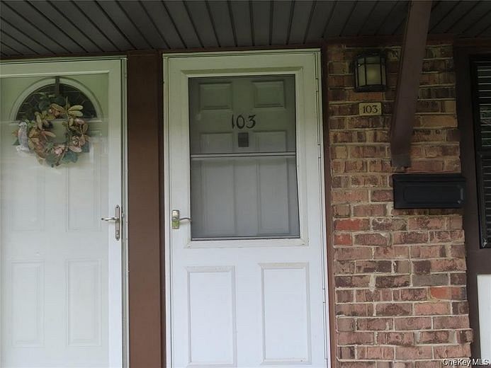 103 Mariners Way