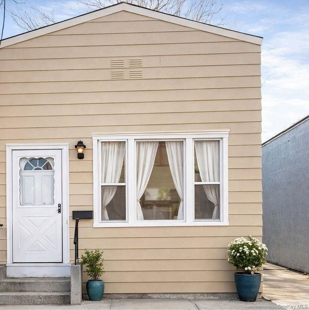 103 Meacham Avenue