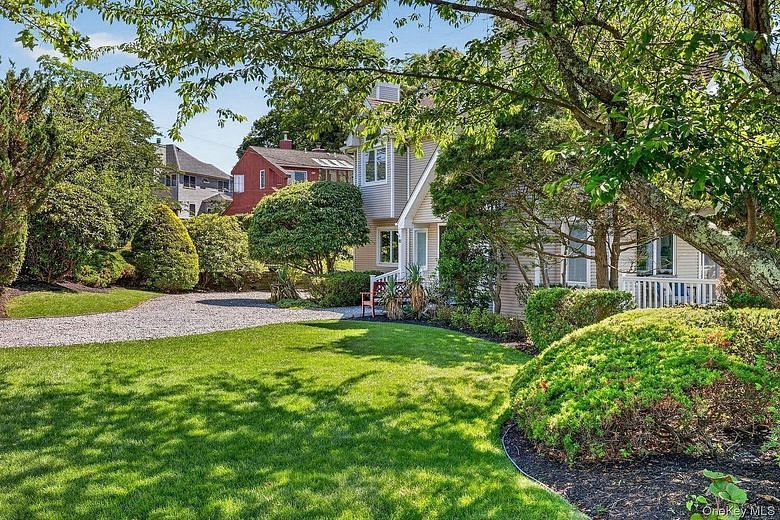 103 Soundview Drive