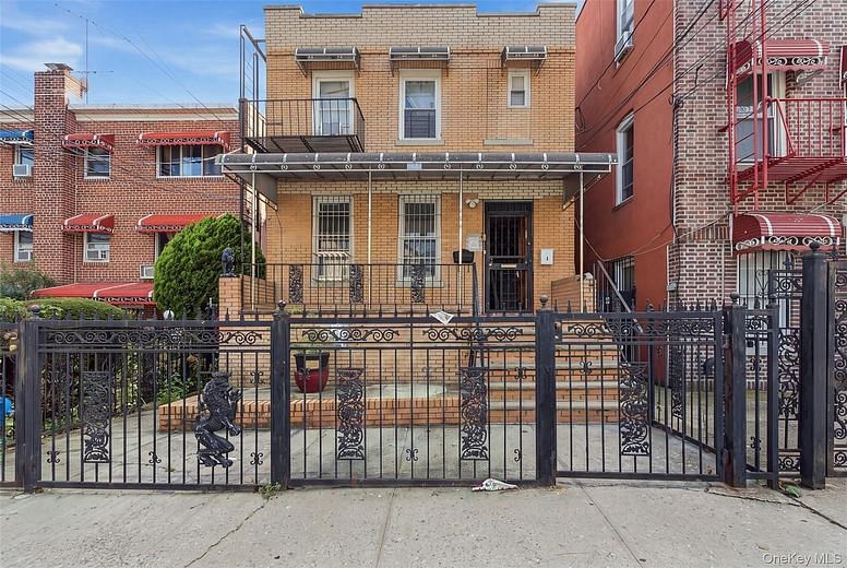 1038 E 224th Street