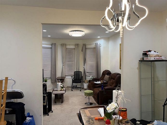 1039 Olmstead Avenue