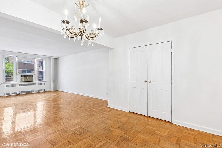 104-20 68 Drive #B19