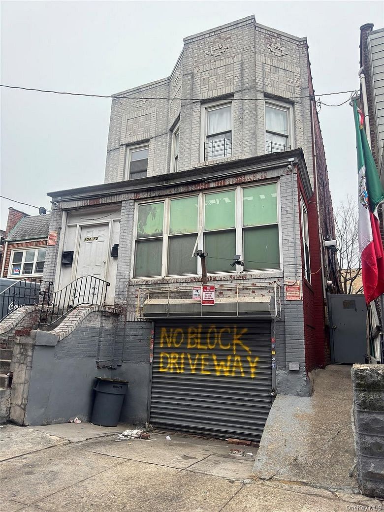 104-60 Roosevelt Ave