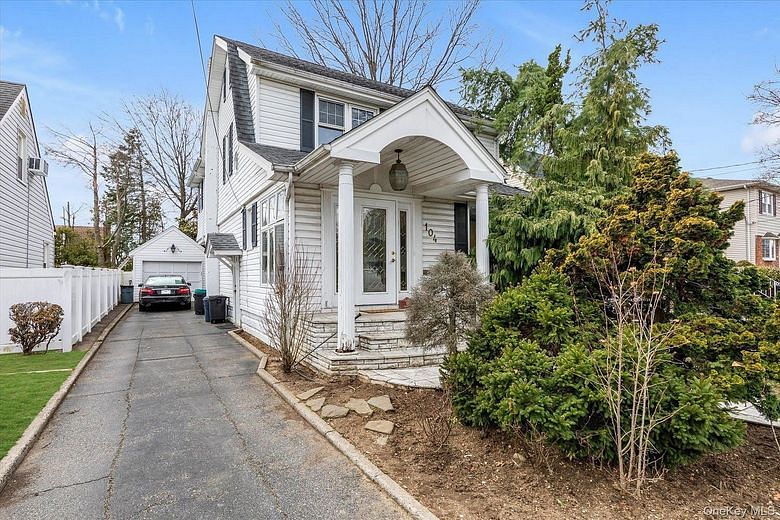 104 E. Melrose Street