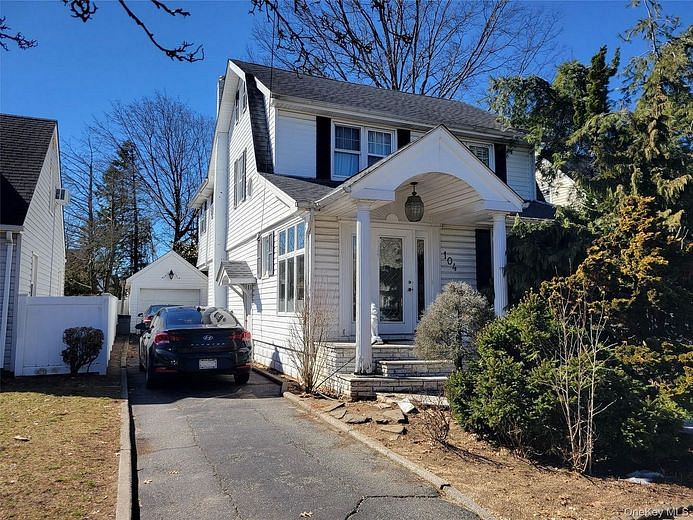 104 E. Melrose Street