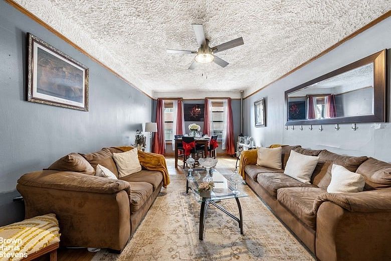 1040 Carroll Street #4J