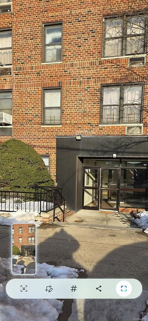 1040 Neilson Street #6G