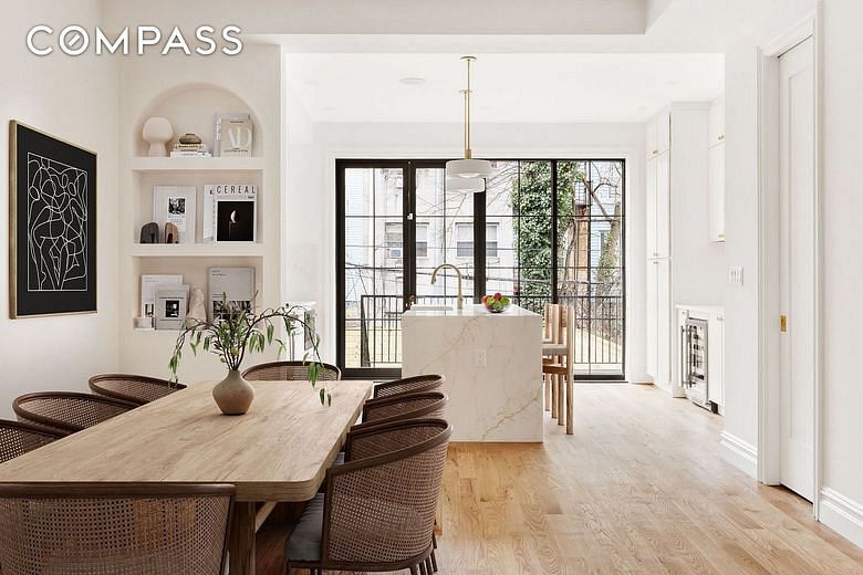 1044 Jefferson Avenue #TWNHS