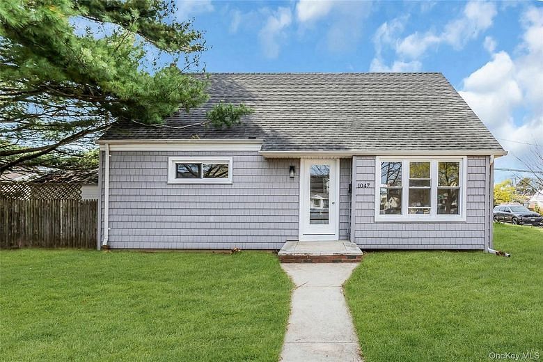 1047 Windermere Road