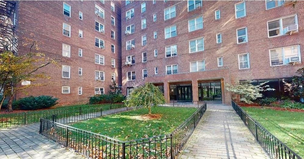 105-24 64 Avenue #4L