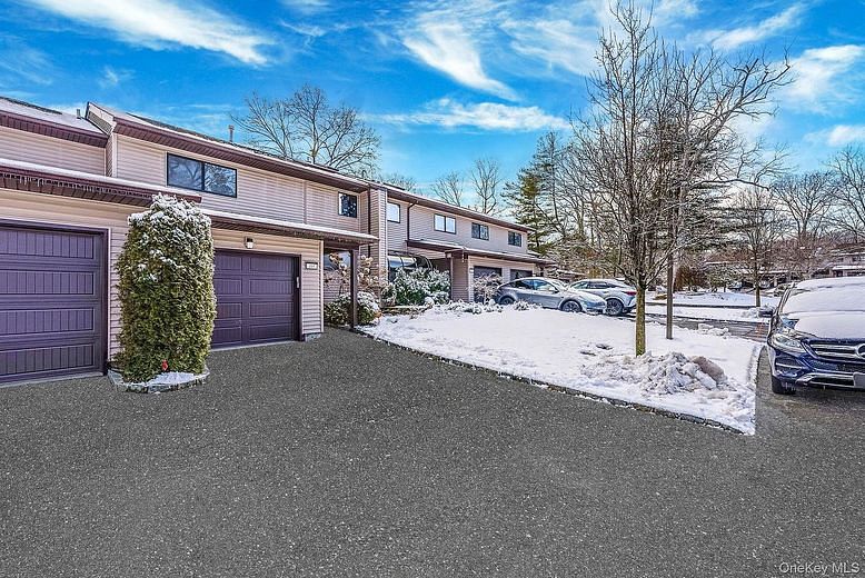 105 Northgate Circle