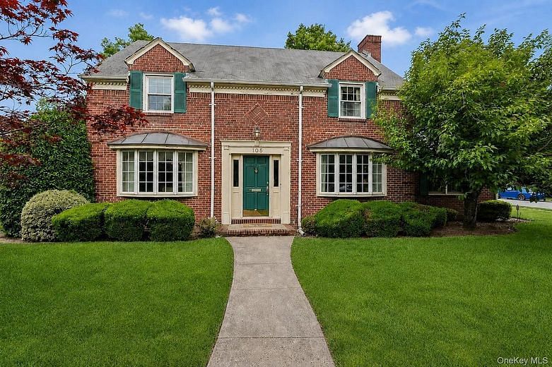 105 Stewart Avenue