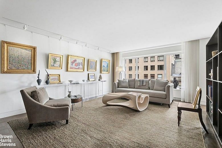 1050 Fifth Avenue #7C