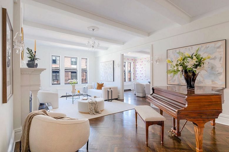 1050 Park Avenue #13C