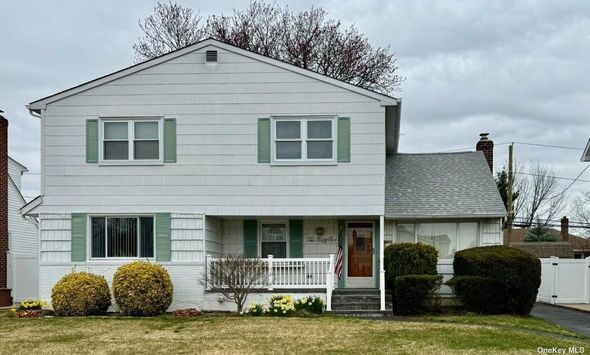 Image 1 of 35 for 1051 Douglas Avenue in Long Island, Wantagh, NY, 11793