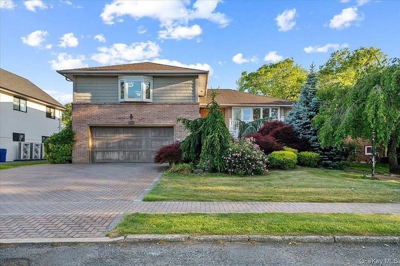 1055 Lawrence Court