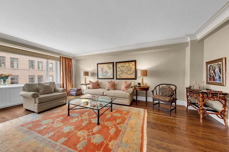 1056 Fifth Avenue #12E