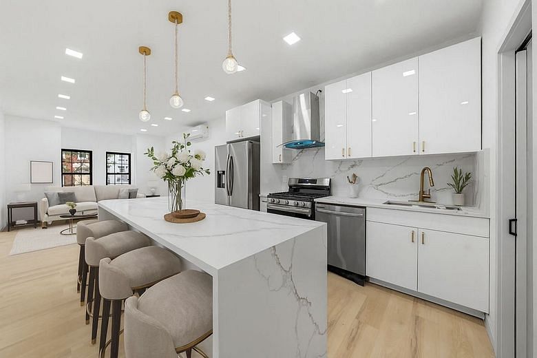 1058 Jefferson Avenue