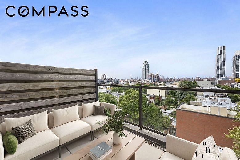 1059 Manhattan Avenue #PHB