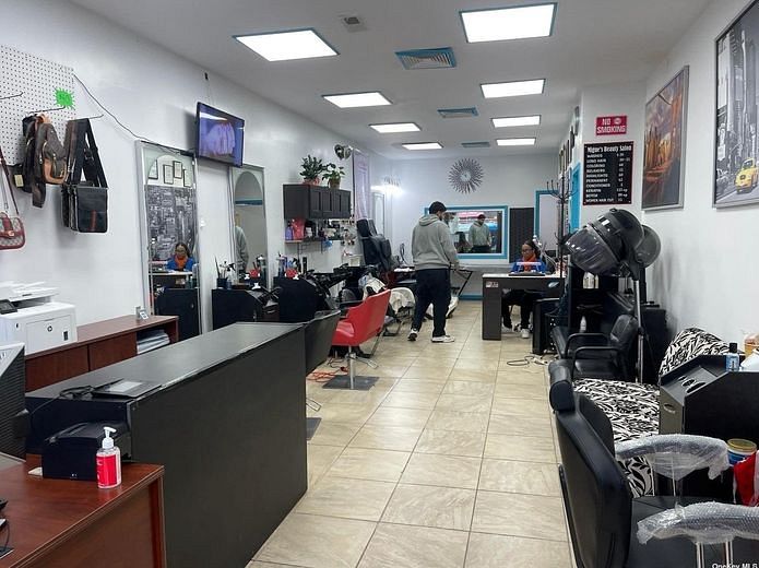 106-11 Northern Boulevard