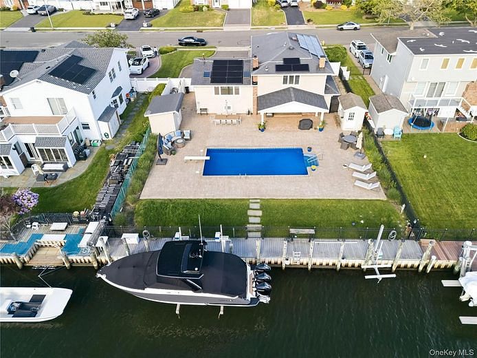 106 Anchorage Drive