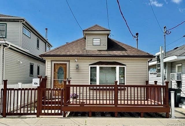 106 E 7th Road