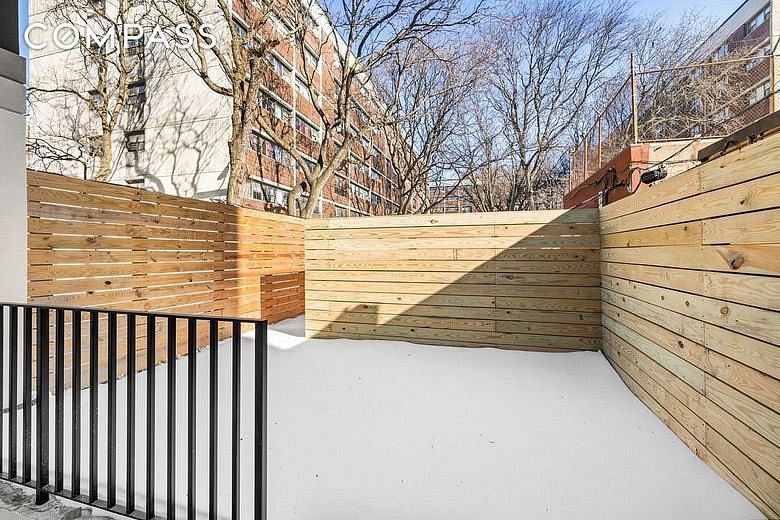 106 Graham Avenue #GARDEN