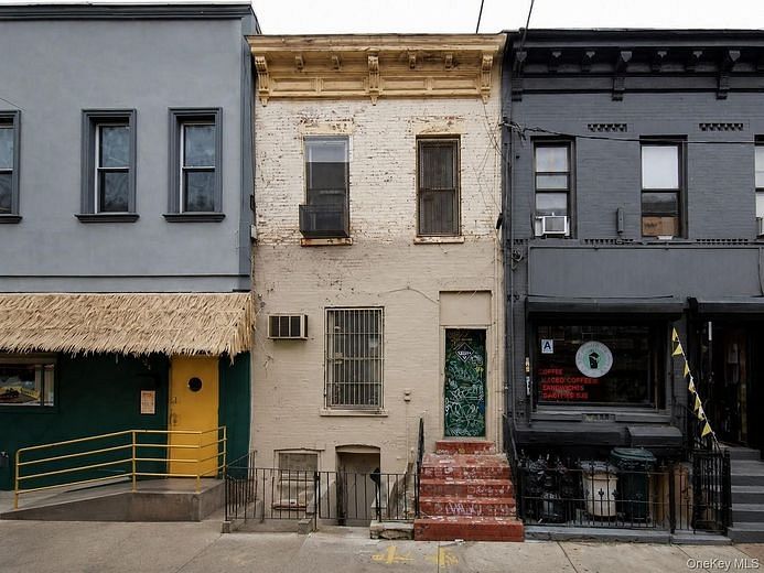 106 Wyckoff Avenue