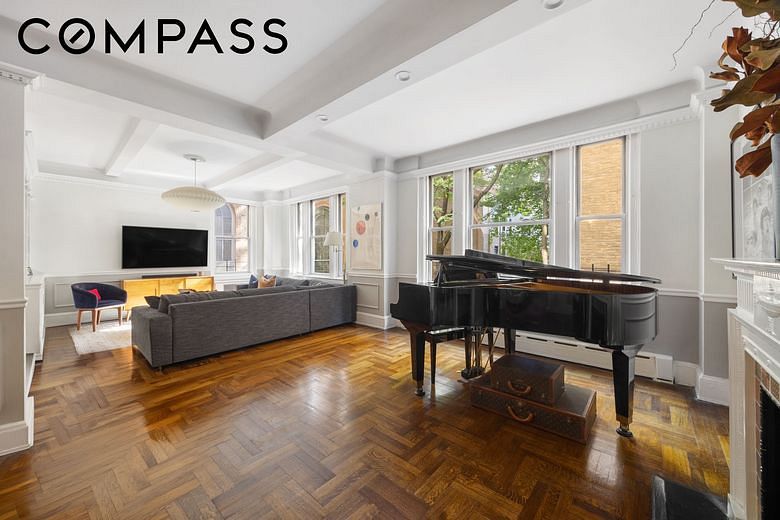 1065 Lexington Avenue #3B