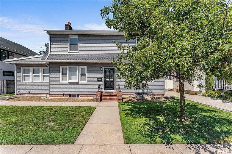 1068 Highland Place