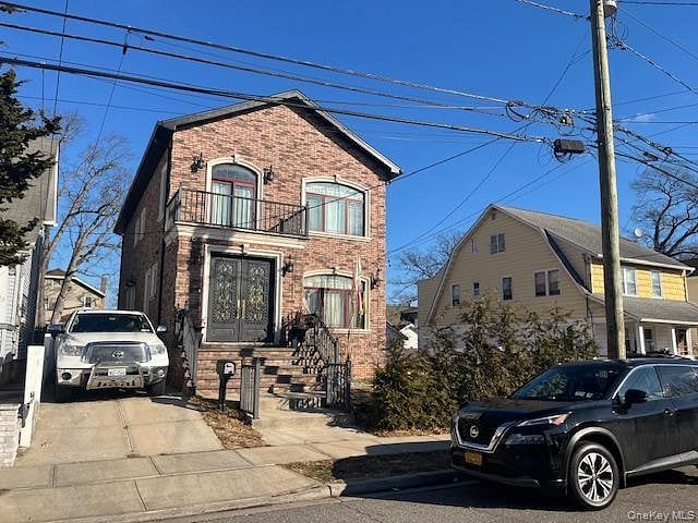 107 E Fairview Avenue