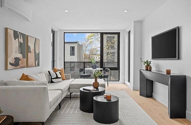 107 Schaefer Street #3B