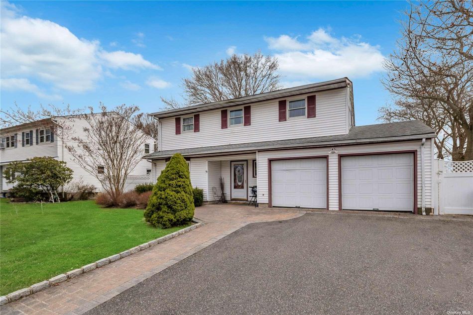 Image 1 of 33 for 107 Selden Boulevard in Long Island, Centereach, NY, 11720