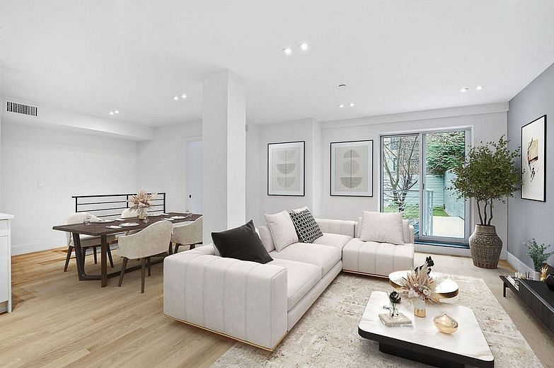 107 Waverly Avenue #1R