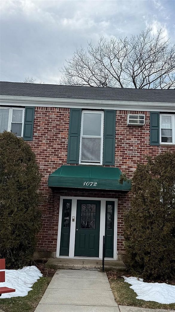 1072 Fenwood Drive #4