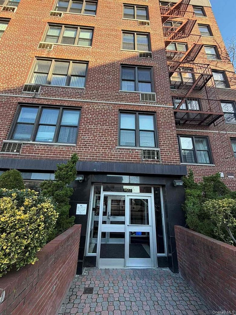 1075 Sheepshead Bay Road #2S