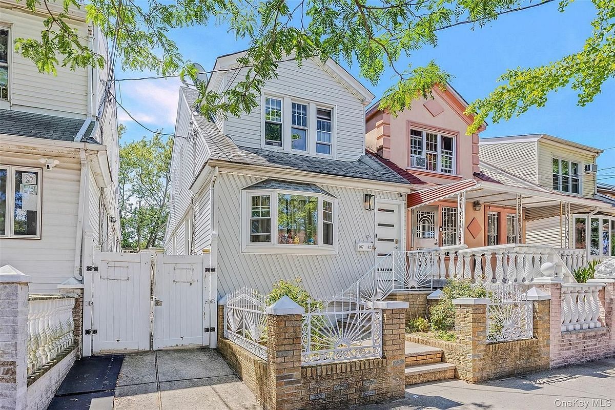 Image 1 of 29 for 10762 93rd Street in Queens, New York, NY, 11417