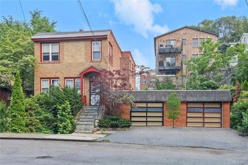 Image 1 of 25 for 1089 Mile Square Road in Westchester, Yonkers, NY, 10704