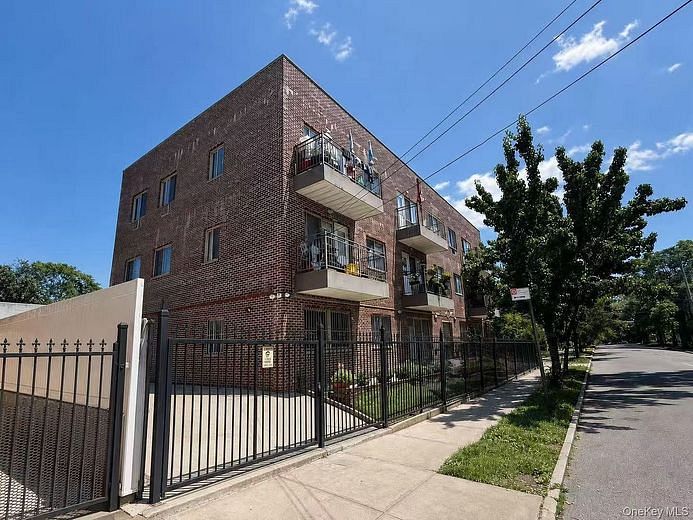 109-01 34th Avenue