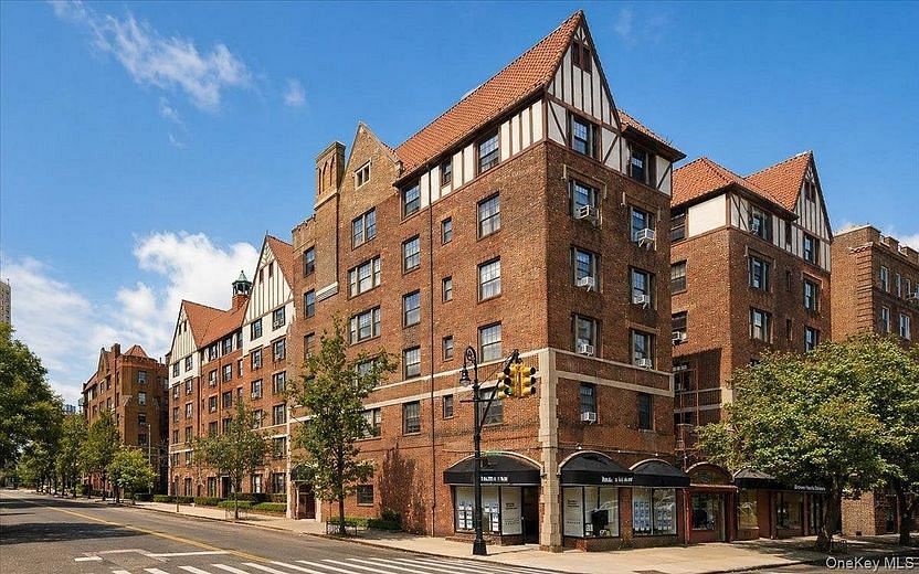 109-14 Ascan Avenue #2P