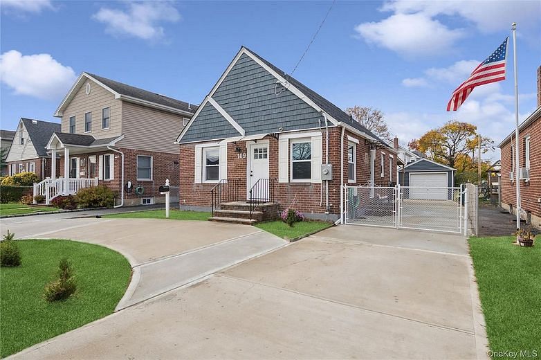 109 Caroline Avenue #105