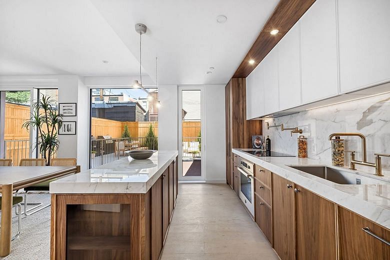 109 Devoe Street #GARDEN2