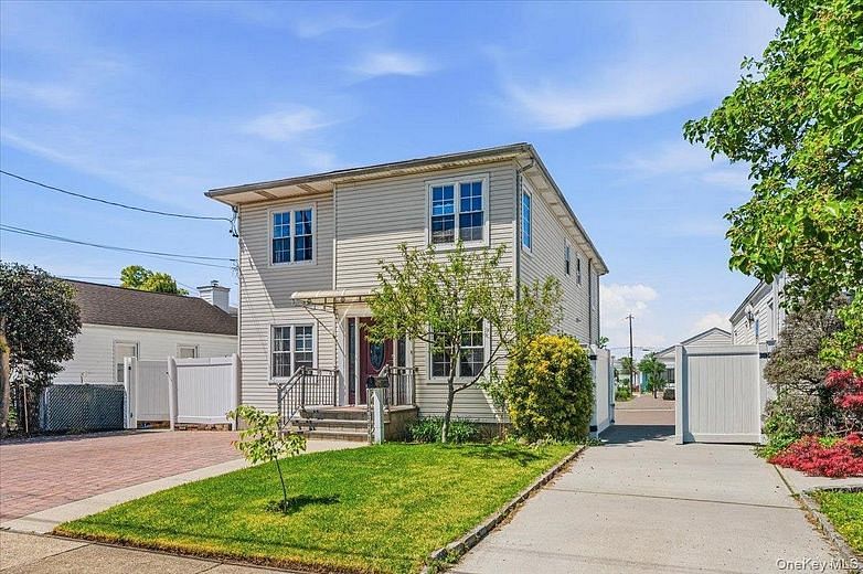 109 Gordon Avenue